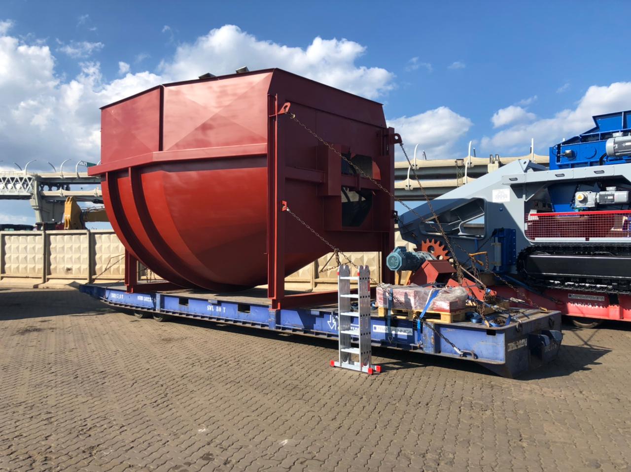 Multimodaler Transport der Ausrüstung 