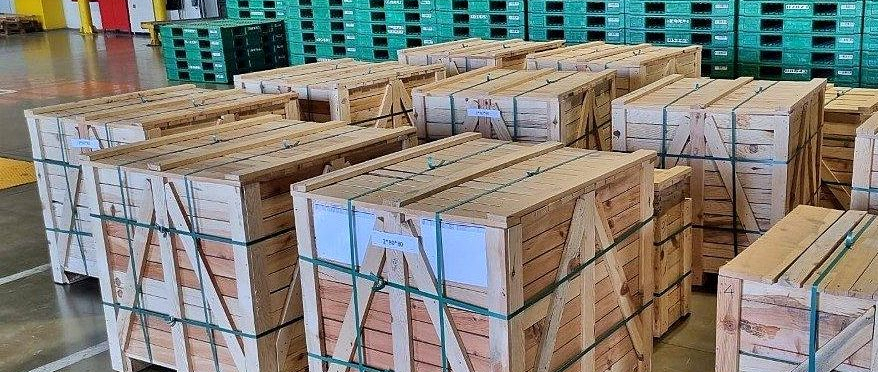 Lufttransport von 23 Tonnen Marmor von ...