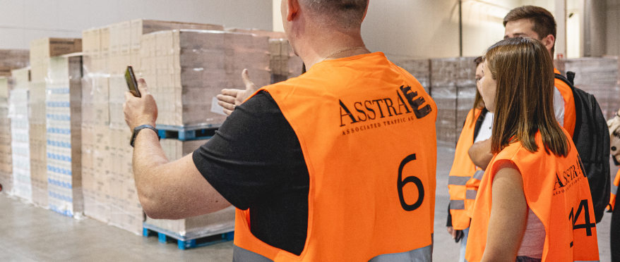 AsstrA hat für seinen Kunden ein Konsolidierungslager in China eingerichtet.