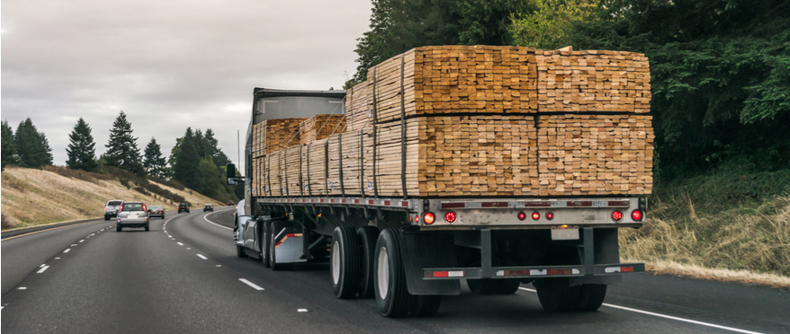 Holztransporte auf der Schiene 